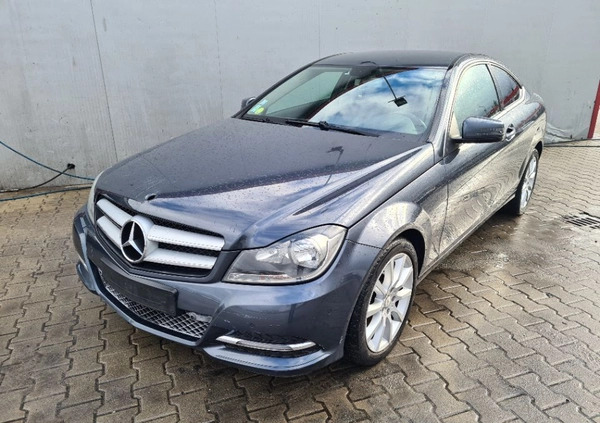 Mercedes-Benz Klasa C cena 26500 przebieg: 162000, rok produkcji 2012 z Pleszew małe 121